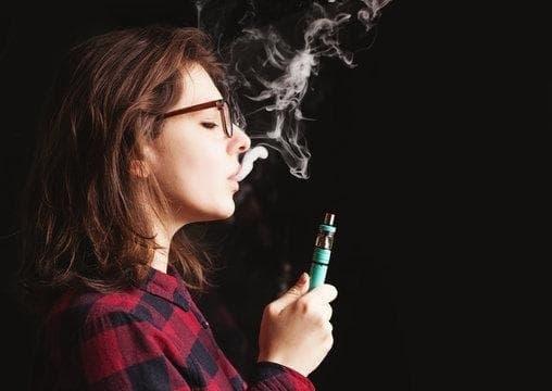 Vape dünyasında R ve M markasının vape ürünleriyle tanışın ve eşsiz deneyim yaşayın