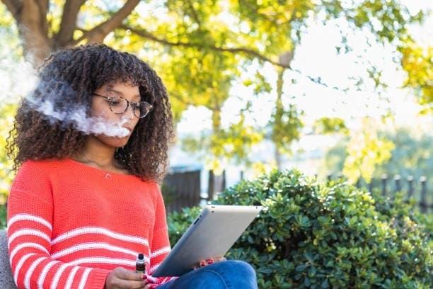 E-cigareta alıcı rehberi 2026 voopoo drag incelemesi performans testi ve en iyi mod ayarları