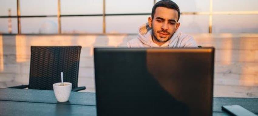 Jednorazowy e-papierosy ile avantajı ve kullanım deneyimi ego c5 atomizer ile birleşiyor