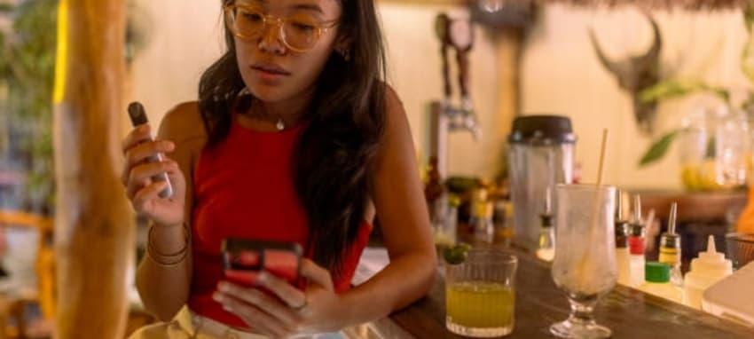 25000 Züge Vapes ve uwell caliburn g2 karşılaştırması, performans, pil ömrü ve en iyi aroma seçenekleri